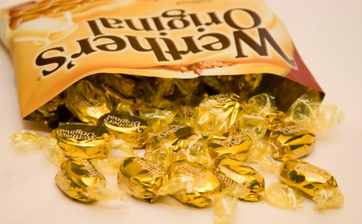 Finest desserts from around the globe, individually wrapped for any occasion + King Combo QR code (Werther Assorted Hard Candy (100 Count))