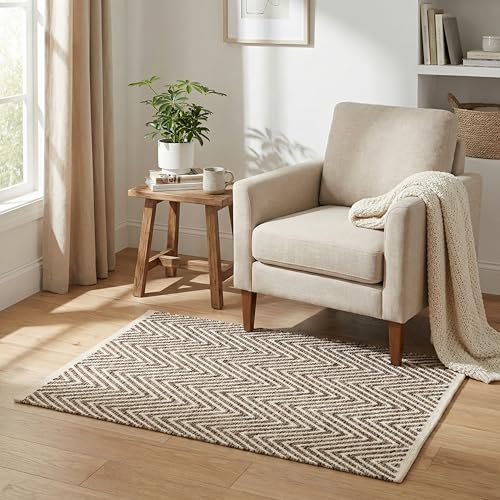 THE BEER VALLEY Cotton Chevron Kitchen Rug 2x3 Feet - Beige