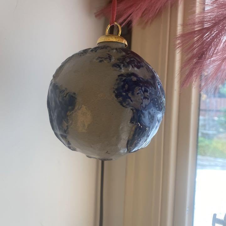 ROWE Pottery クリスマスコレクションオーナメント地球儀