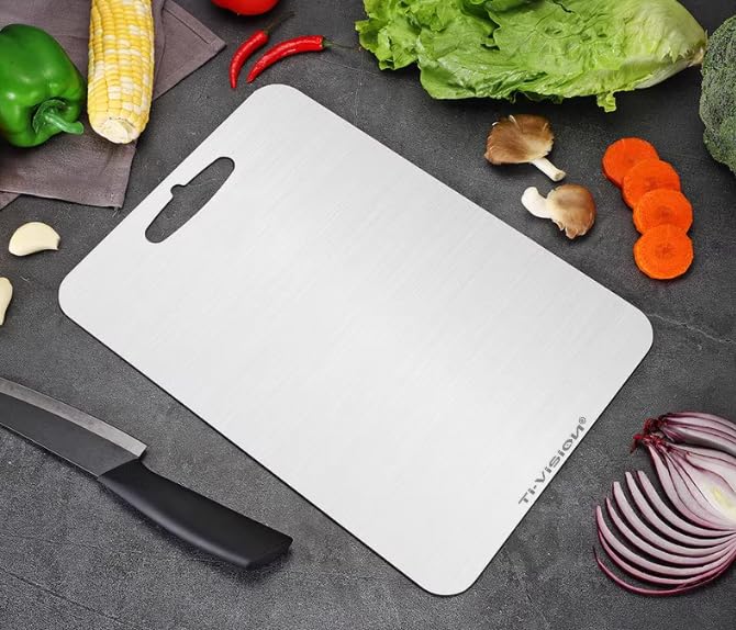 Tabla de Cortar de Titanio Puro para Cocina, Ultra Resistente, Ligera y Apta para Lavavajillas miniatura 2