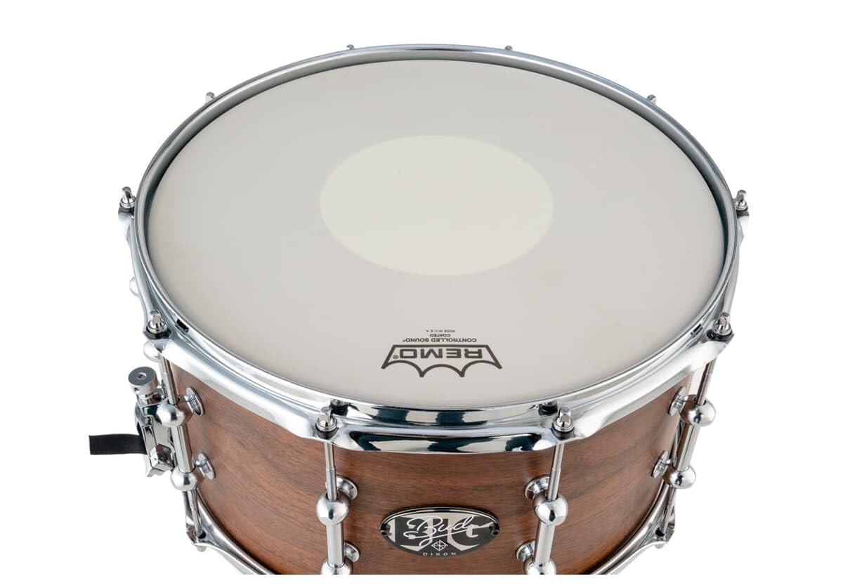 Dixon Artisan Signature Snare 14"x8" PDSAN814GBU - Bissonette Gregg "Big Bud" - Caldaia a 6 strati in noce/acero, tappeto a 42 spirali, Remo Felle, Deluxe Tube Lugs, Power Hoops