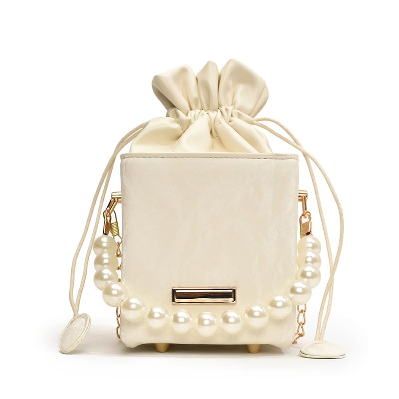 ALINUOYQ Women PU Chic Crossbody Bag Large Capacity Designer Bucket Bag Chain Strap Aesthetic Sling Purse for Outdoor Travel