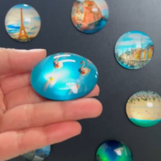 Imán decorativo de vidrio 3D para refrigerador miniatura 5