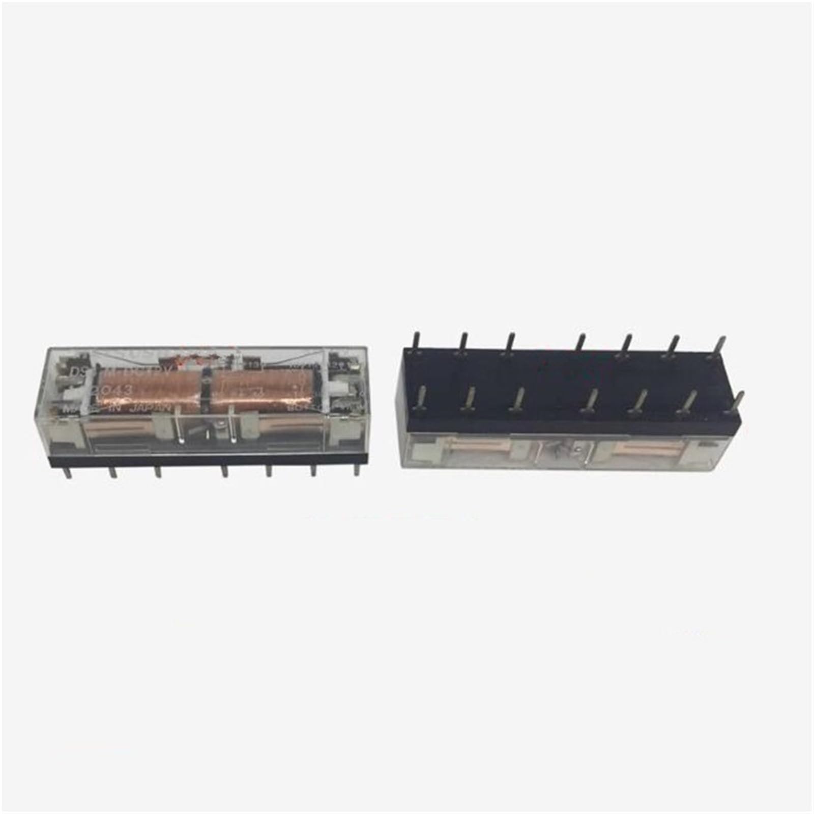 Relais DS4-M-DC12V pour réparer un circuit de commande 12V 14PIN