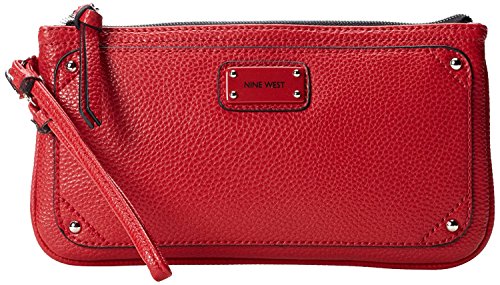 Nine West Table Treasures Wristlet