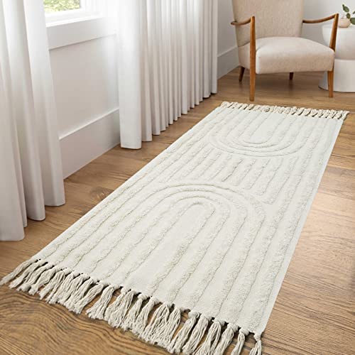 LEEVAN Boho Kitchen Runner Rug 2'x4' Cotton Tufted Beige Rainbow Rug with Tassels Washable Woven Farmhouse Bathroom Rugs Bohemian Hallway Throw Runner Rug for Bedroom/Kitchen Sink/Laundry Room LEEVAN Boho Kitchen Runner Rug 2'x4' Cotton Tufted Beige Rainbow Rug with Tassels Washable Woven Farmhouse Bathroom Rugs Bohemian Hallway Throw Runner Rug for Bedroom/Kitchen Sink/Laundry Room