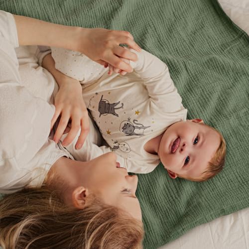 Image of GLLQUEN BABY Blankets for Boys Girls, Soft Muslin Cotton Front Dotted Fleece Backing, Nursery Minky Crib Blanket for Infant Toddler, 30 x 40 inches Throw Blanket, Green & Leaves