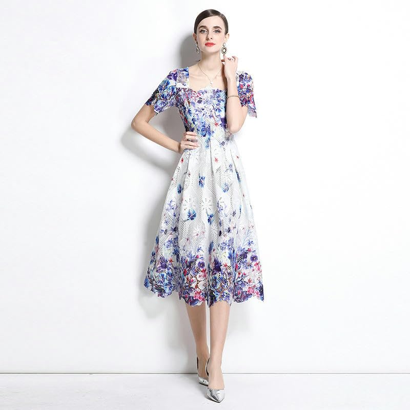 Robe d'été d'exception avec dentelle délicate et imprimé exclusif - 4