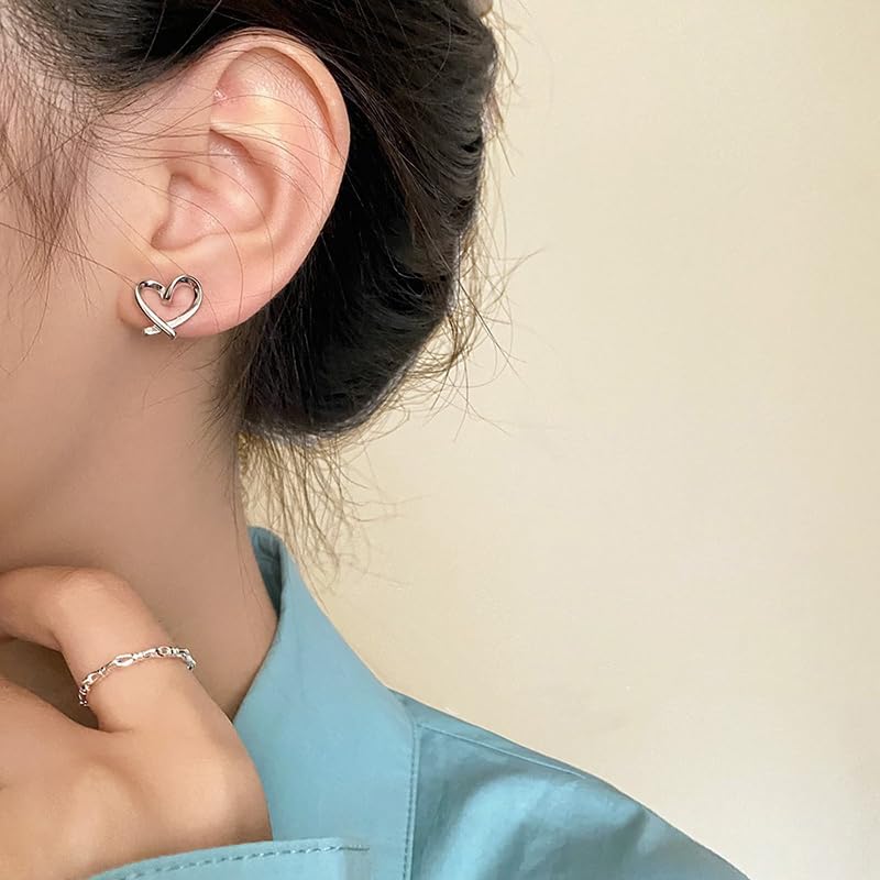 2 Pairs Clip On Heart Earrings for Women, 14K Gold Heart Earrings 925 Silver Heart Earrings, Cute Heart Clip On Earrings Non Pierced Hypoallergenic Trendy Jewelry4