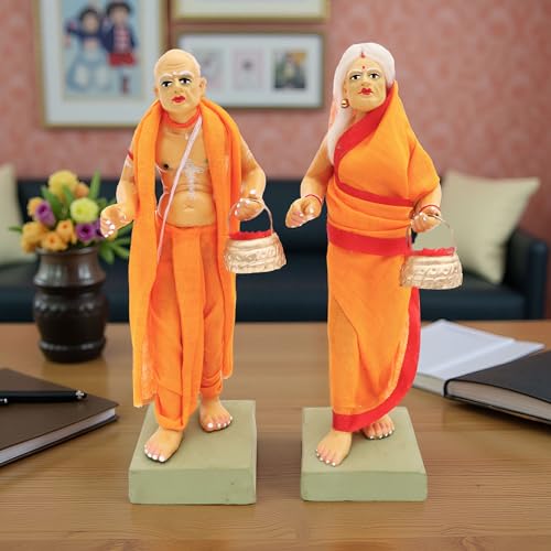 Image of Krishnanagar Handmade Clay Human Figure Gift & Decor (Brahman Brahmani)