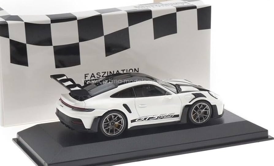 Amazon.co.jp: 1:43 Minichamps ポルシェ 911 (992) GT3 RS Weissach