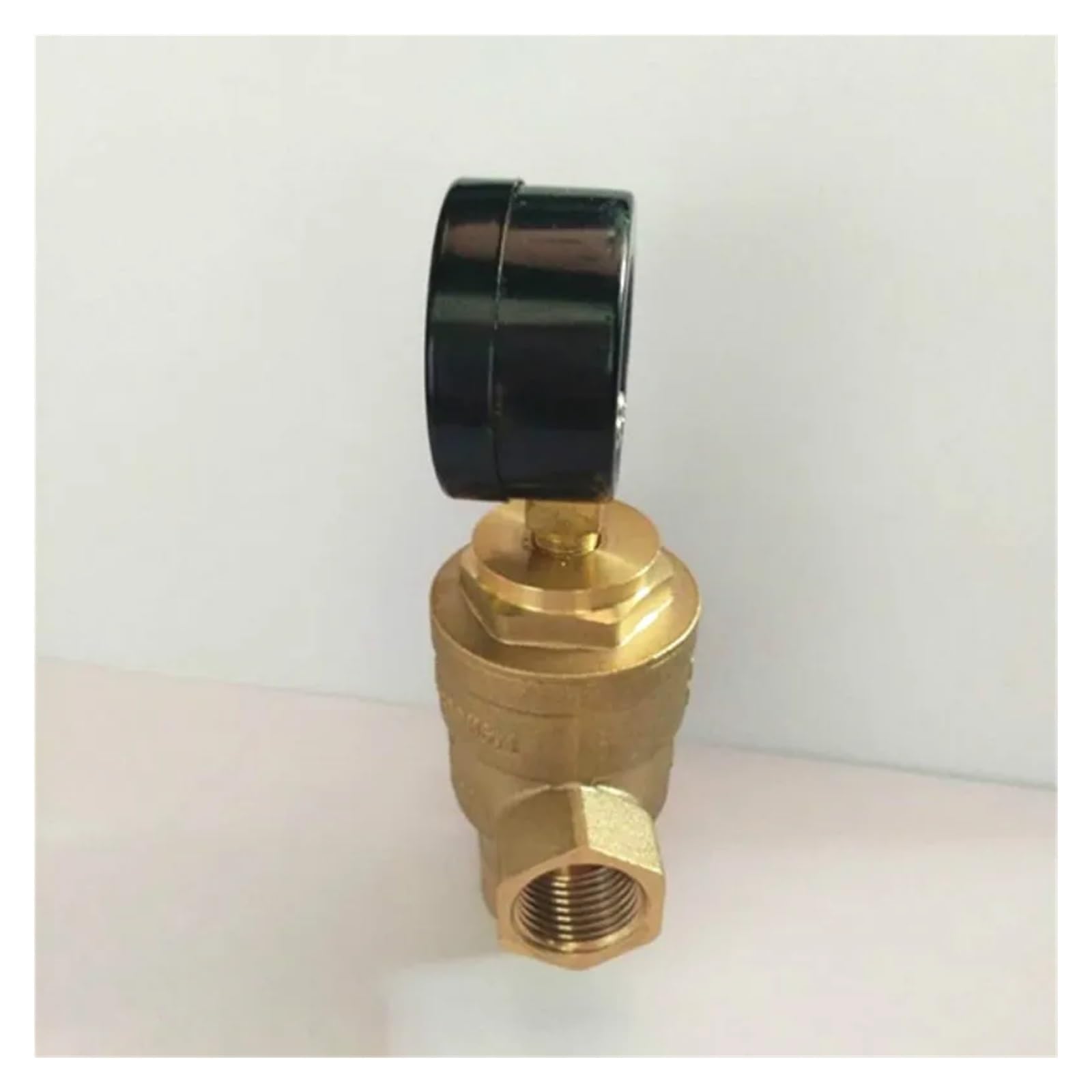 Válvula Reductora de Presión Válvulas reguladoras de presión de agua de latón con manómetro Válvula de mantenimiento de presión Válvula reductora de presión de agua DN15-DN50(DN15 With Gauge)