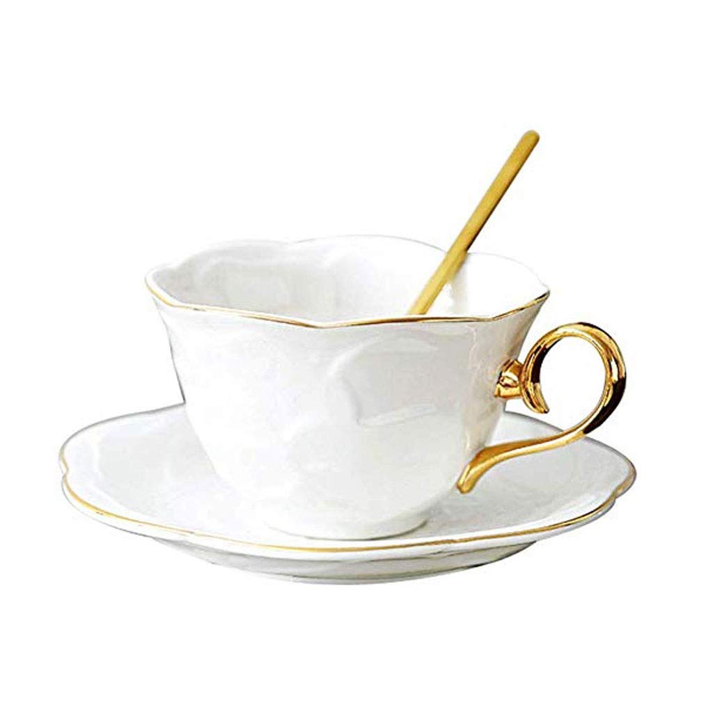 Tasse en céramique blanche et sa soucoupe élégante aux liserés dorés d'inspiration Phnom Penh