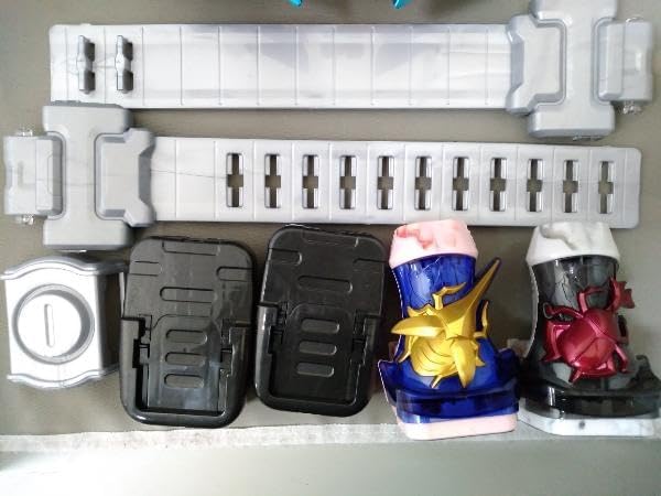 仮面ライダーリバイス／変身ベルト DXベイルドライバー&デストリーム