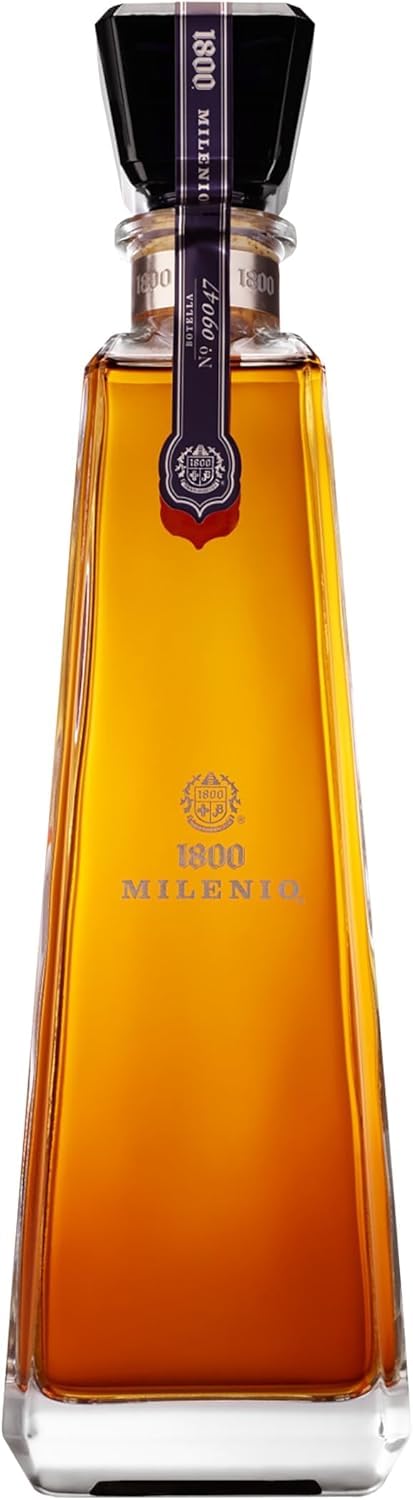 未開封　希少　レア　古酒 テキーラ・クエルボ1800 専用木箱付き オーク樽で14ヶ月以上熟成した高級テキーラ！】 クエルボ 1800