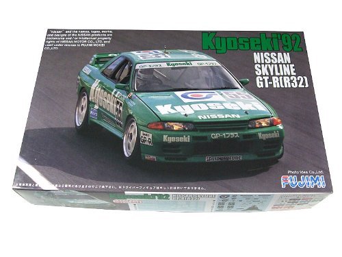 フジミ　1/24　共石スカイライン　GT-R　レーシング Amazon.co.jp: フジミ 1/24 スカイライン GT-R 共石 '92