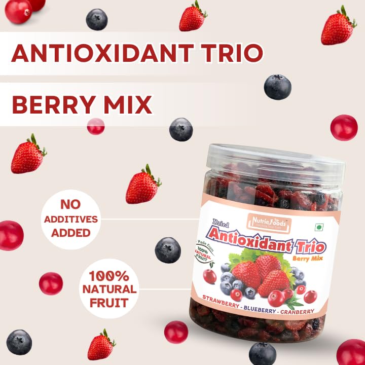 Image of Nutriefoods Antioxidant Trio Berry Mix | Blended with Dried Strawberry, Blueberry and Cranberry | Great source of Vitamin C | 100% Natural Dried Berries (250gm)