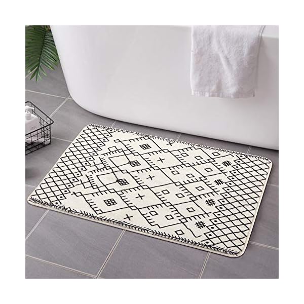 Uphome Bathroom Rugs 18x25 inch Boho Bath Mat Non-Slip Moroccan Geometric Farmhouse Bath Rug Soft Velvet Machine Washable Floor Mats for Bathroom Tub Sink Shower