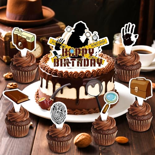 Décoration de gâteau d'anniversaire détective avec visuels d'enquêtes et loupe