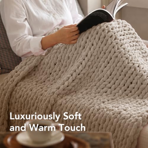 Image of L'AGRATY Chunky Knit Throw Blanket for Couch, 50 x 70 Inches, Light Taupe
