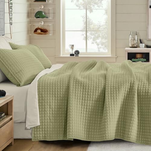 Image of Wonderful 2 Piece Waffle Weave Quilt Set Twin Size, Sage Lightweight Bedspread Coverlet for All Season, Ultra Soft Microfiber Bedding Set with Pillow Sham, Waffle Pattern Quilted Design 68 inchx86 inch | Breathable & Cozy