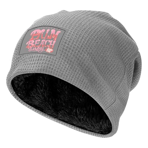 Bonnet en maille avec numéro brodé style minimaliste masculin gris