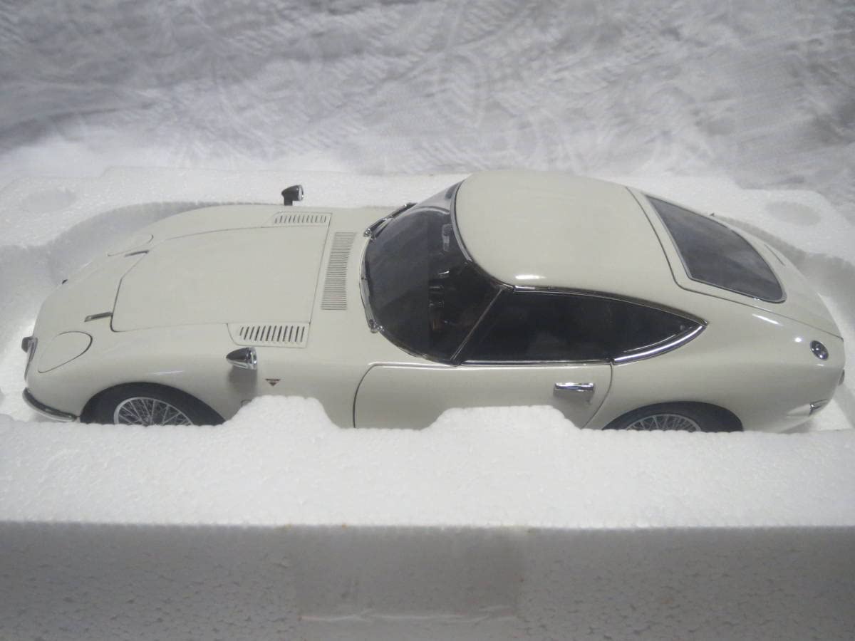 Amazon | オートアート/AUTOart： 1/18 トヨタ 2000GT (ワイヤー