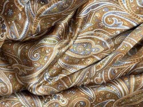 Tissu pure soie imprimé cachemire pour confectionner un foulard chic ou une robe [18431]