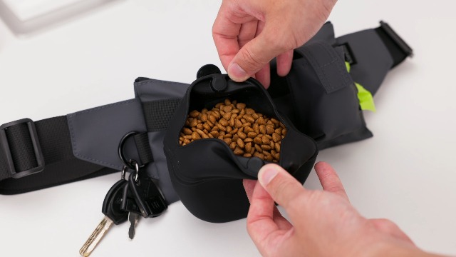 KRYMXAR Leckerlitasche Für Hunde - 2-in-1 Set Mit Clicker & Kotbeutelhalter