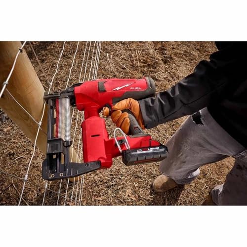 Milwaukee M18 18V 9-Gauge Fencing Stapler