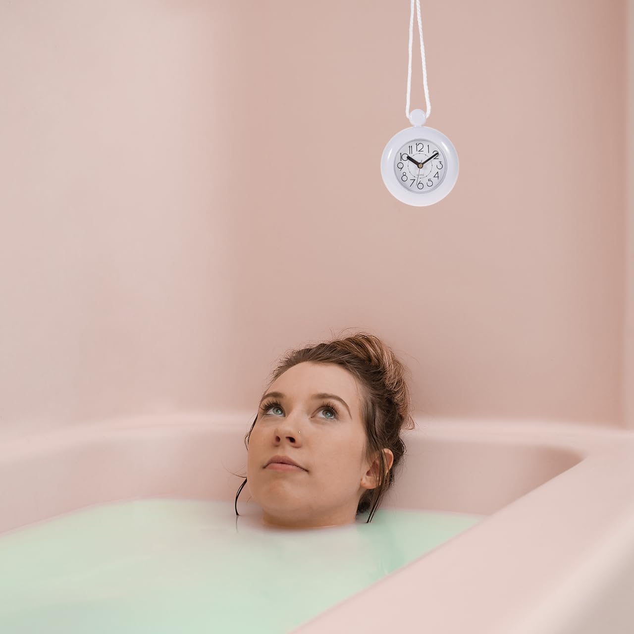 Orologio Da Bagno Impermeabile Da Parete Con Design Sospeso E Digitale Senza Batteria Orologio Piccolo Da Doccia Bianco Con Corda Perfetto Per Decorazione Bagno E Spazi Ridotti