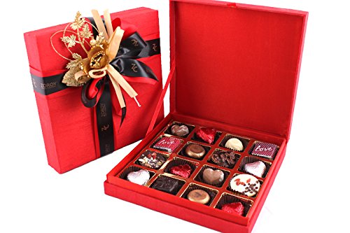 ZOROY Luxury Chocolate Silk Love Box With 16 Assorted Chocolates Gift Combo Pack|Best Chocolate Gift For Valentines Day Love Wedding Anniversary Online Chocolate Gifts, 160 Gram