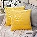 MIULEE Lot de 2 Housses de Coussin Vintage en Velours Careaux Dorés Décoratives Carrées Taie d'oreiller Carrées Décor Décoratifs pour Salon Canapé Sofa Chambres Maison Jaune 40x40cm