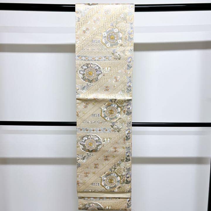 Amazon.co.jp: 本金 スワトウ刺繍に刺繍、華紋の袋帯 着物 : ファッション