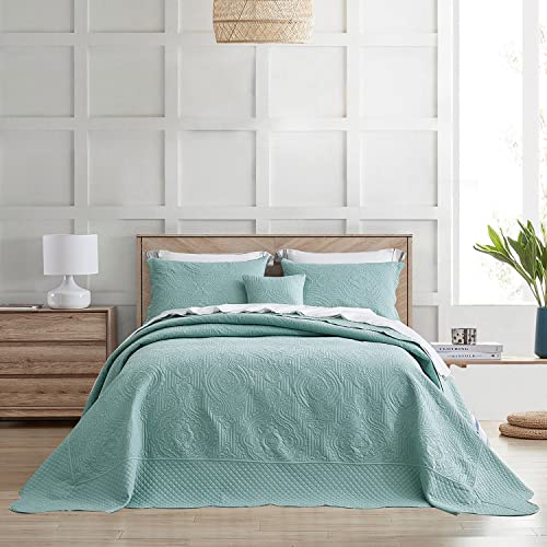 Image of HZ & HY Oversized King Bedspread, Embossed Damask Quilt Set King /Cal King, Lightweight Reversible Coverlet, Scalloped Edge - Serene Classic Look, 5 Piece, Seaglass