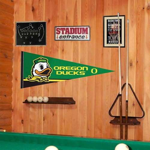 Oregon Mascot Logo Pennant Banner Flag