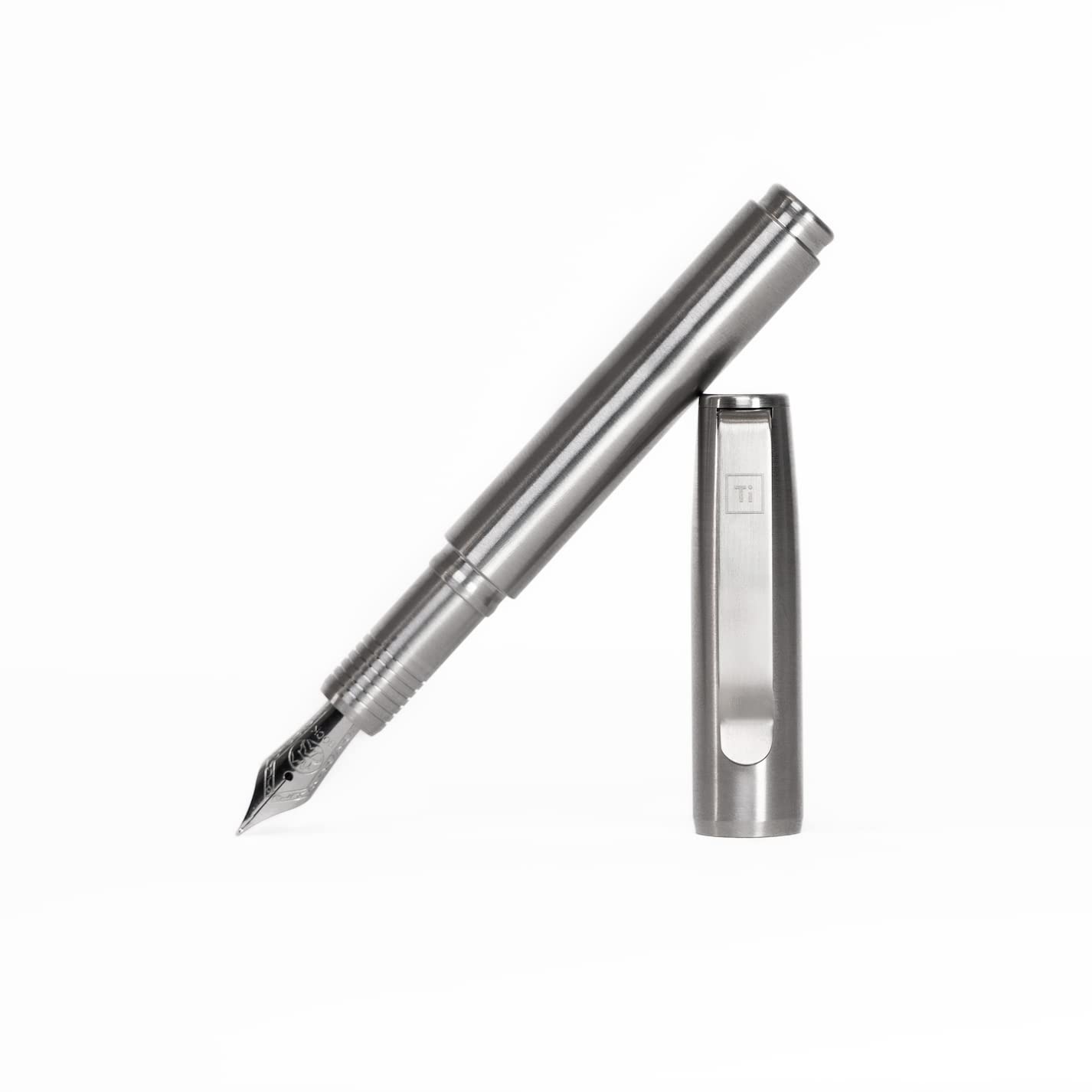 BIG IDEA DESIGNFountain EDC Pen (Titanium Raw)