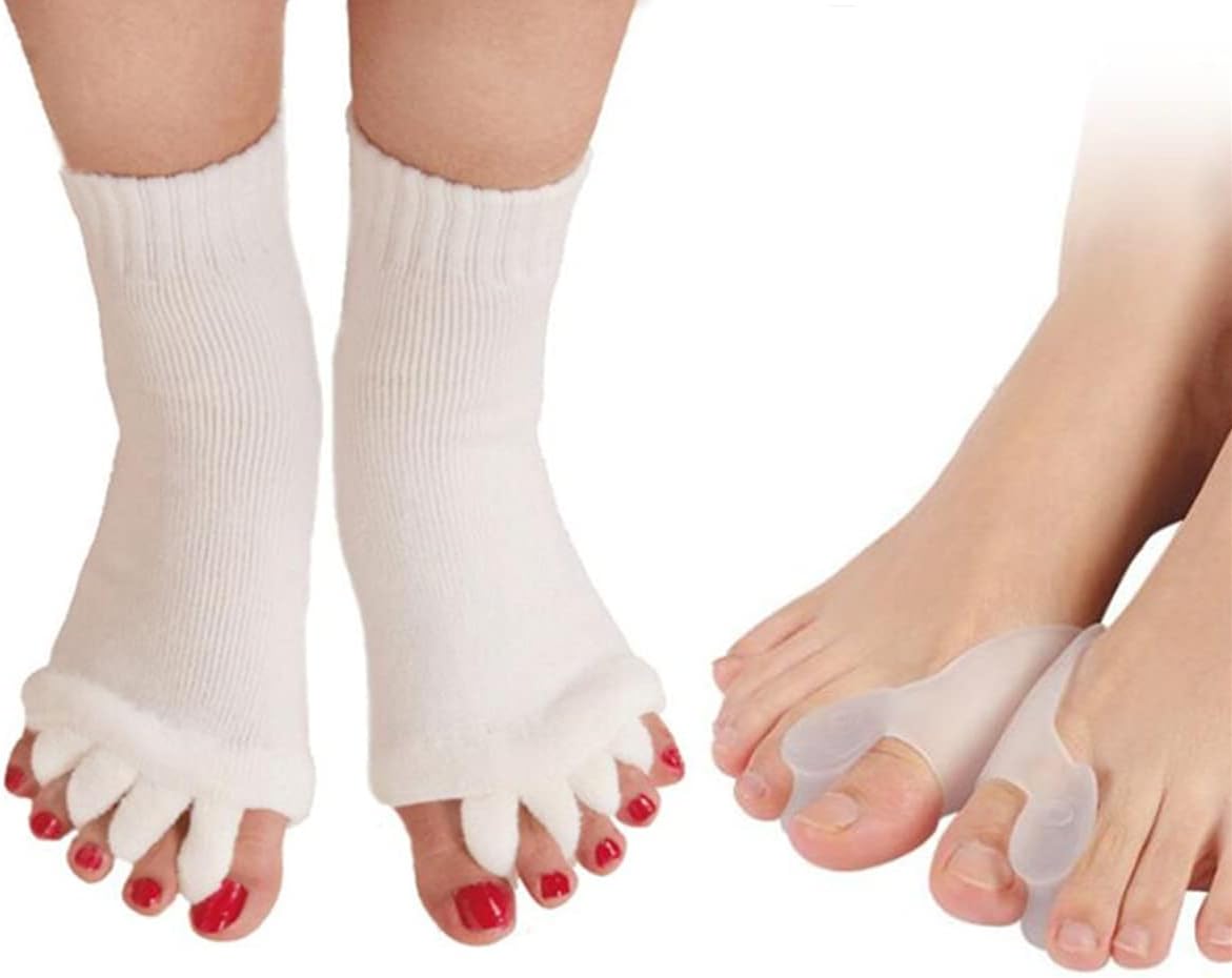 RuiChy Toe Separator Socks with Bunion Pads, Foot Alignment Socks Bunion Toe Socks Bunion Pads Corrector Yoga socks Toeless Socks for Women, White, One Size