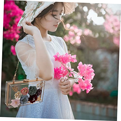 Pochette de soirée fleurie pour mariage et cérémonies chic