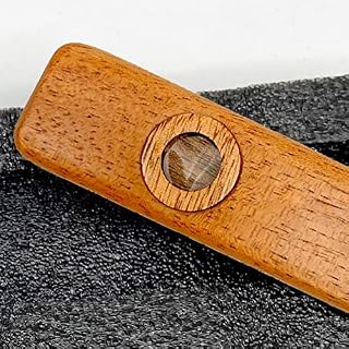 Lolponry Kazoo vintage en bois, instrument de musique et guitare, instrument le plus simple pour guitares ukulélé adulte - Les Beatles, Paul McCartney, John Lennon, RIngo Starr, George Harrison Lolponry Kazoo vintage en bois, instrument de musique et guitare, instrument le plus simple pour guitares ukulélé adulte – Image 7