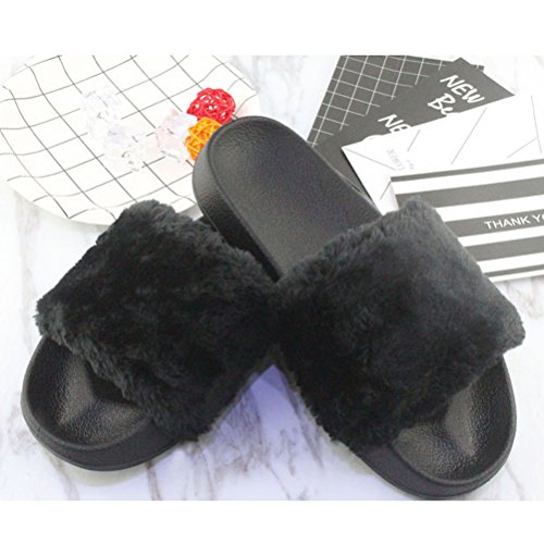Par de chinelos sem cadarço confortáveis e fofos chinelos femininos chinelos de pelúcia confortáveis