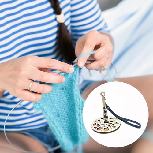 Image of Portable Wrist Yarn Holder with Leather Strap,Yarn Storage Spinner | Knitting and Crocheting Craft Tool for Crochet Travel