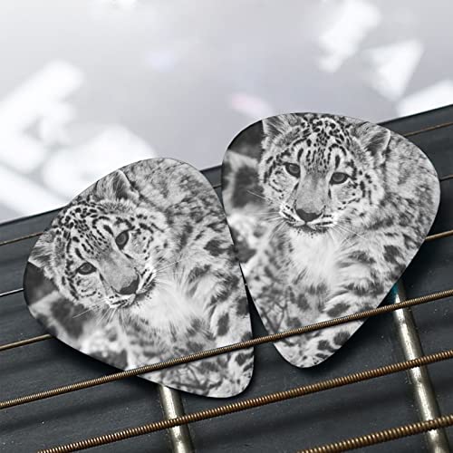 Ensemble de 12 médiators de guitare léopard des neiges pour guitare acoustique, guitare électrique, contrebasse, ukulélé - Les Beatles, Paul McCartney, John Lennon, RIngo Starr, George Harrison Ensemble de 12 médiators de guitare léopard des neiges pour guitare acoustique, guitare électrique, contrebasse, ukulélé – Image 8