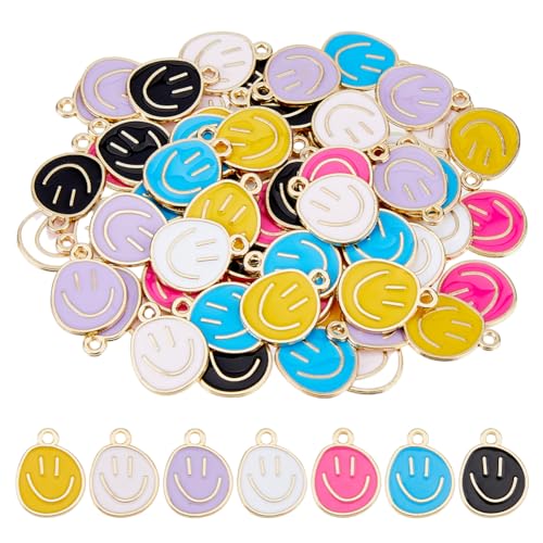 DICOSMETIC 84 dijes de cara sonriente, 7 colores, colgante de cara feliz, aleación esmaltada, parte trasera plana, redondos, con lazo para hacer pulseras, joyería, agujero: 1,6 mm