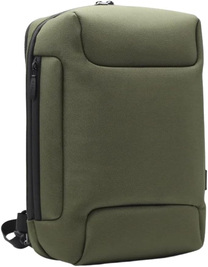 【美品・完売品】COACH / コーチ リュック ハリネズミ柄 PVC×レザー 新品 在庫限り COACHリュックサック ハリネズミ柄 SCANDINAVIAN FOREST