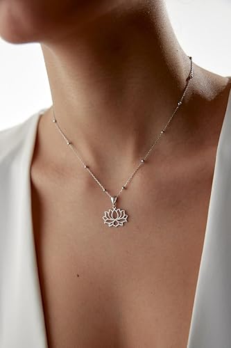 Miniatura 9 de Lotus Flower Necklace. CELEBRITY FAVORITE 18K Gold plated Sterling Silver Minimal and Trendy Jewelry for the perfect gift of love (Gold)