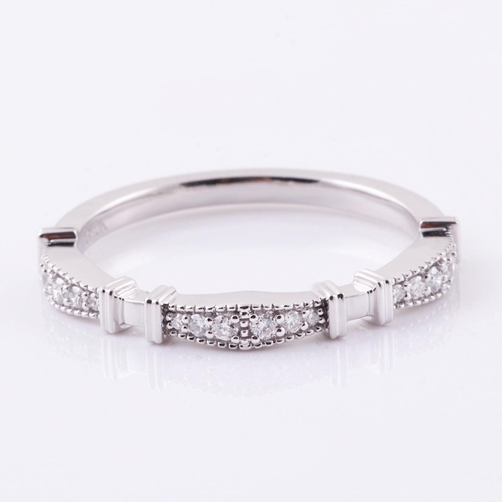 Anello da donna, in oro bianco 18 carati, impilabile, sottile, con moissanite taglio rotondo, misura 61 (19,4)