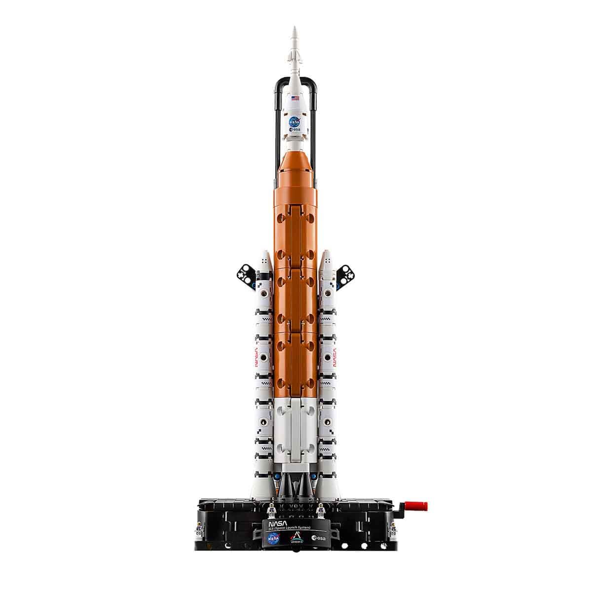 LEGO Technic Sistema di Lancio Spaziale Razzo NASA Artemis - Giocattolo STEM Interattivo con 4 Astronauti e Funzione di Separazione degli Stadi - Regalo per Bambini e Bambine da 9 Anni in su - 42221