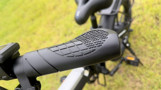 | 公道走行可 電動アシスト自転車 折りたたみ式 型式認定済 20