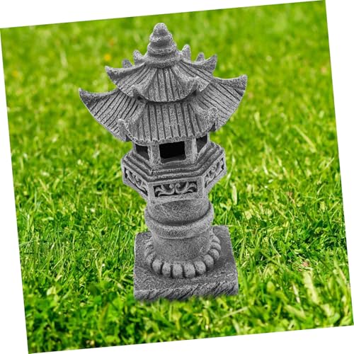 Lanterne Zen extérieure style pagode aux finitions soignées effet pierre vieillie